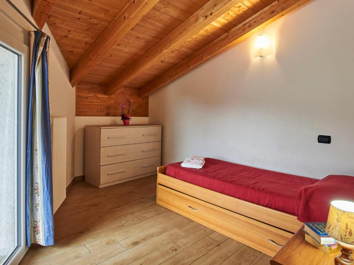 Holiday Home Villa Giulia By Interhome Дервіо Екстер'єр фото