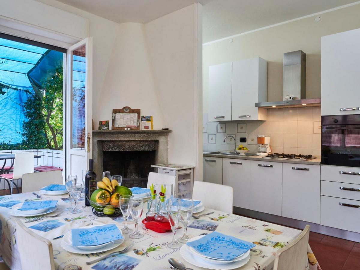 Holiday Home Villa Giulia By Interhome Дервіо Екстер'єр фото